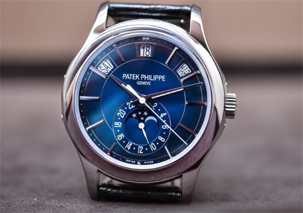 百达翡丽手表表带掉色解决办法集锦 百达翡丽手表表带掉色解决办法集锦